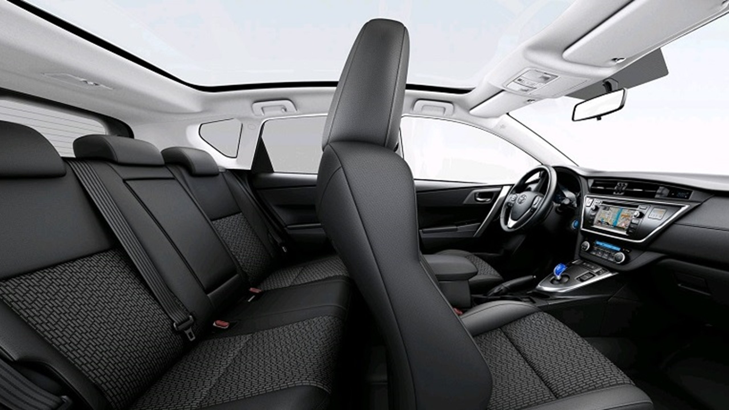 Toyota Auris 2012 Interioer Side 848X430