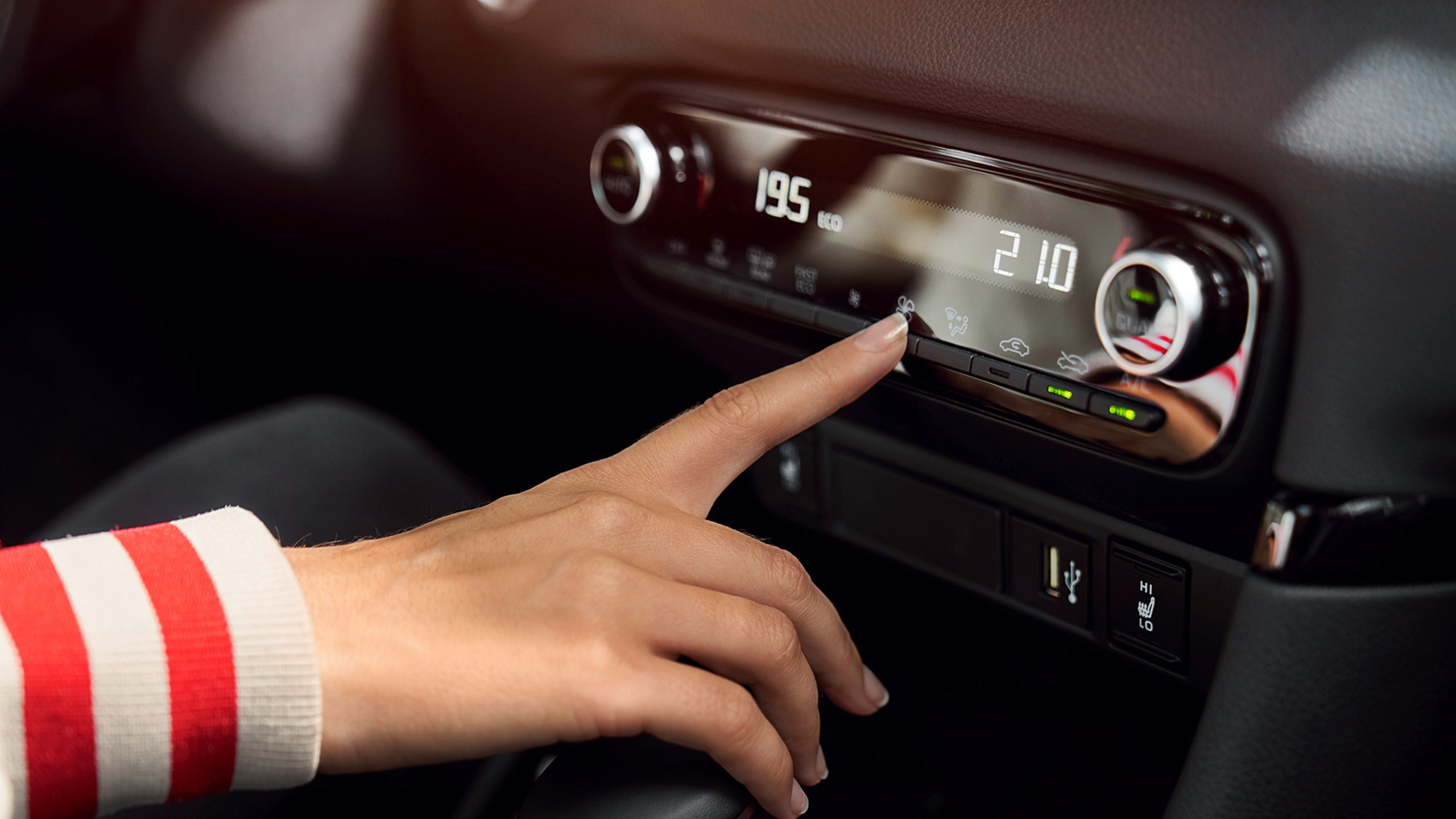 2020 Yaris Hybrid Klimanlæg Tryk 1900X1069